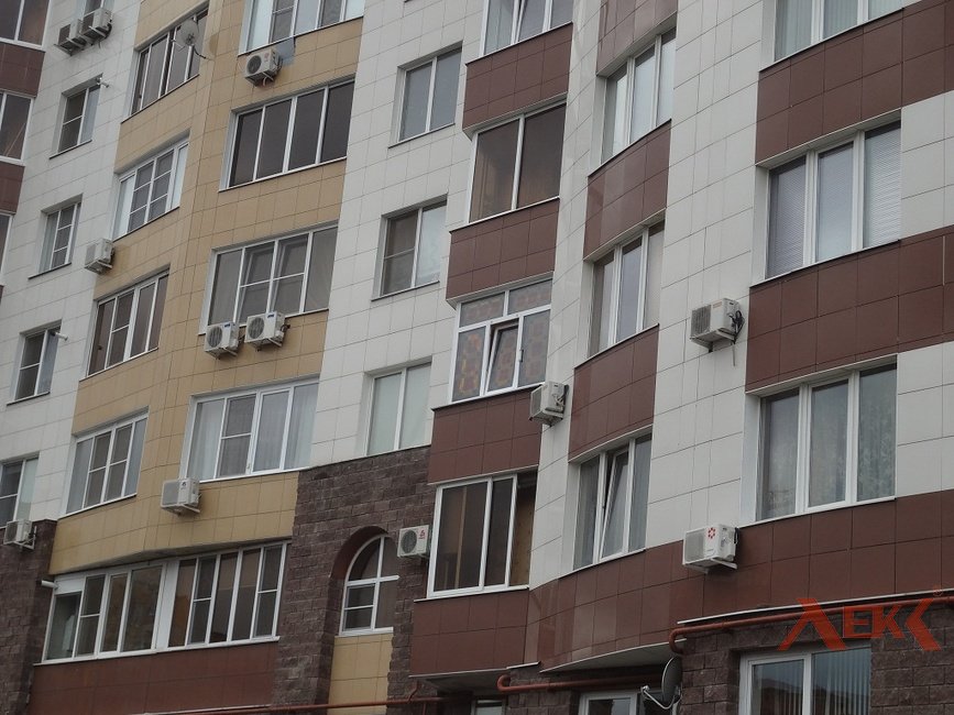 Жилой дом со встроенными административными помещениями, ул. Максима Горького, г. Курск